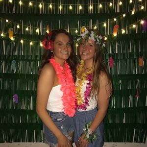 Meet your Posher, Lindsey